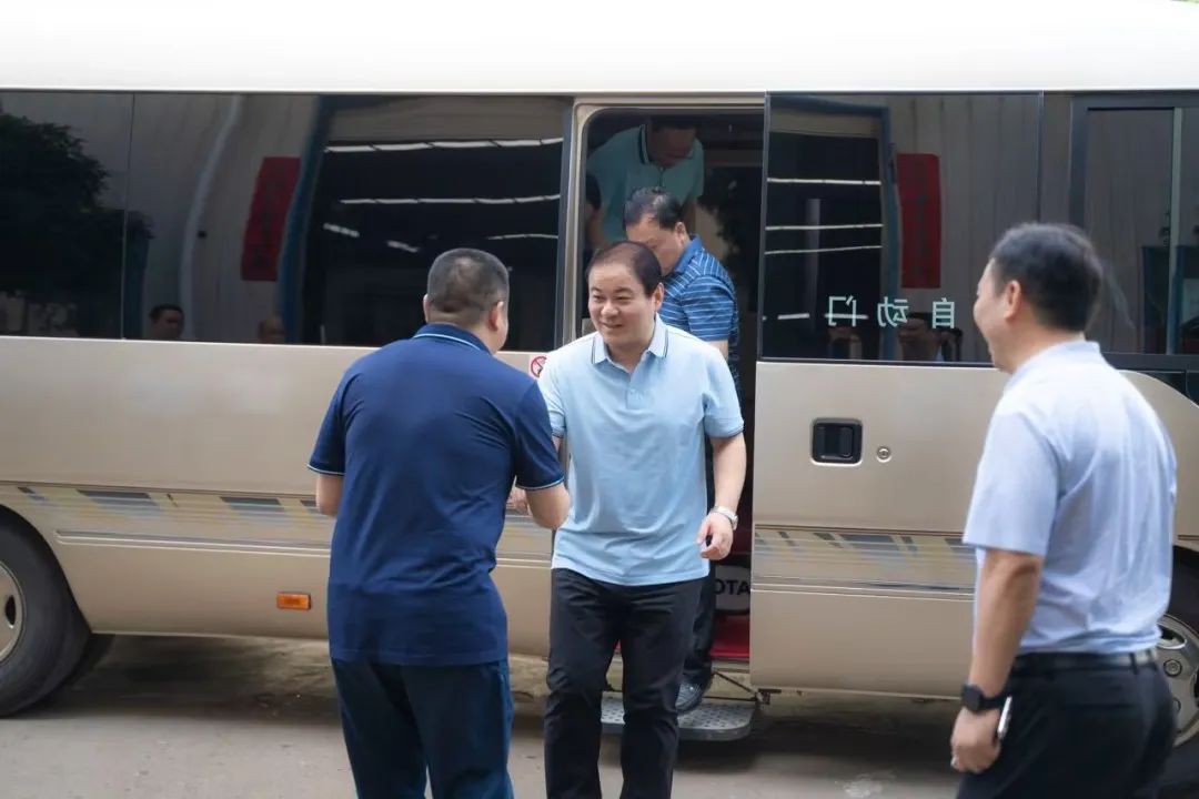 衡陽(yáng)市委副書(shū)記、市長(cháng)朱健一行赴朝陽(yáng)集團進(jìn)行考察